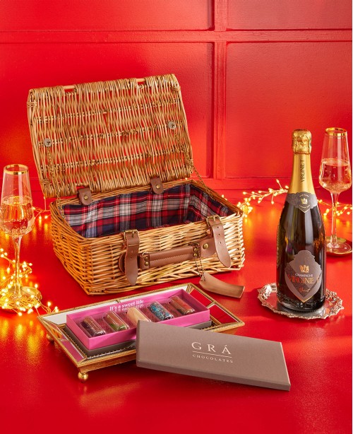 The Luxury Celebration Gift Basket <br/>(Chocolate & Sweet Hamper)